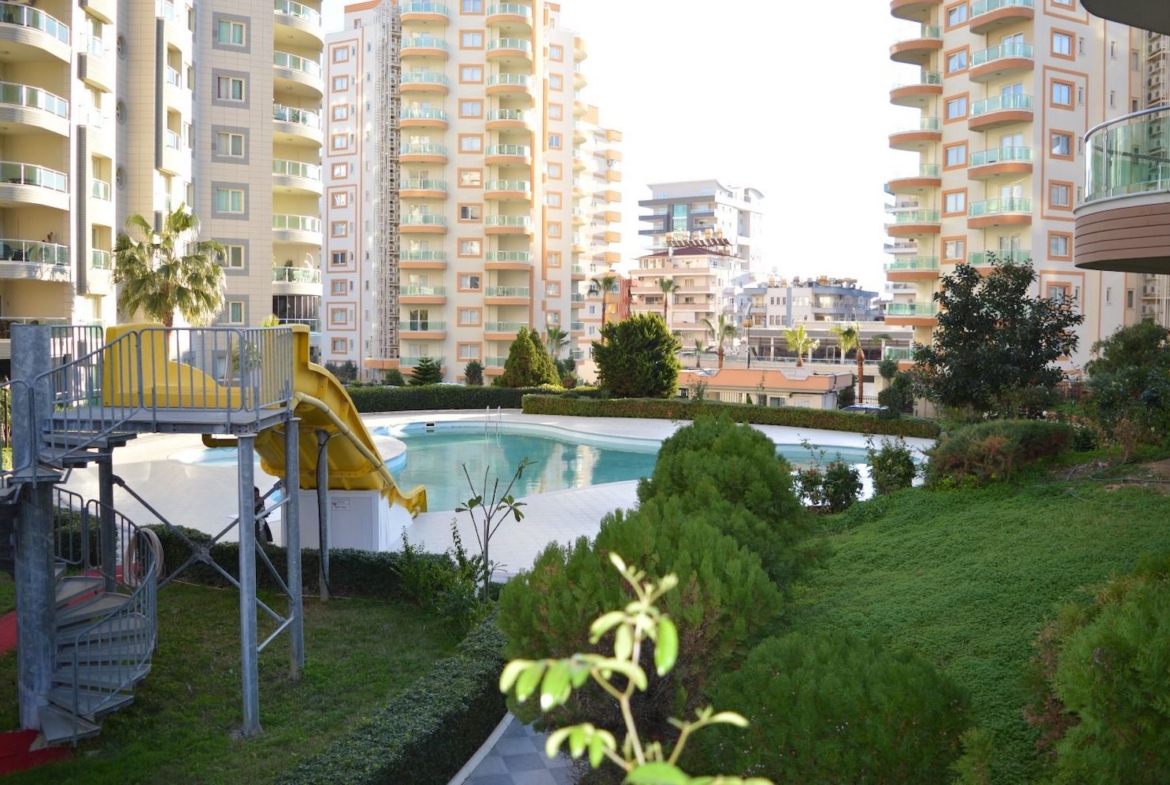 с ремонтом и мебелью