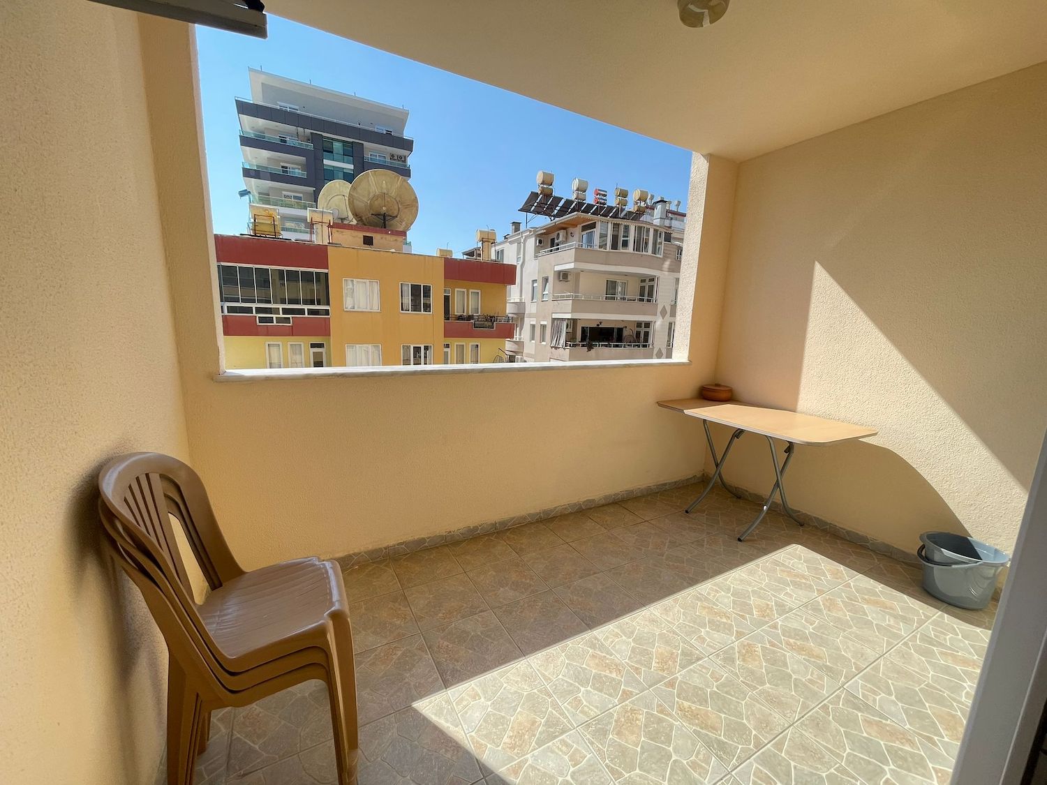 с ремонтом и мебелью