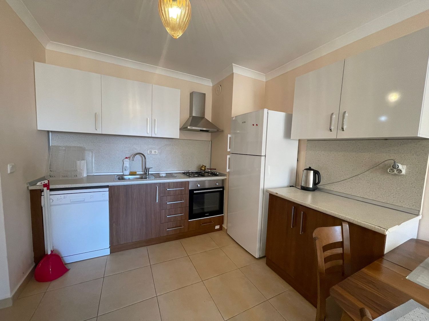 с ремонтом и мебелью