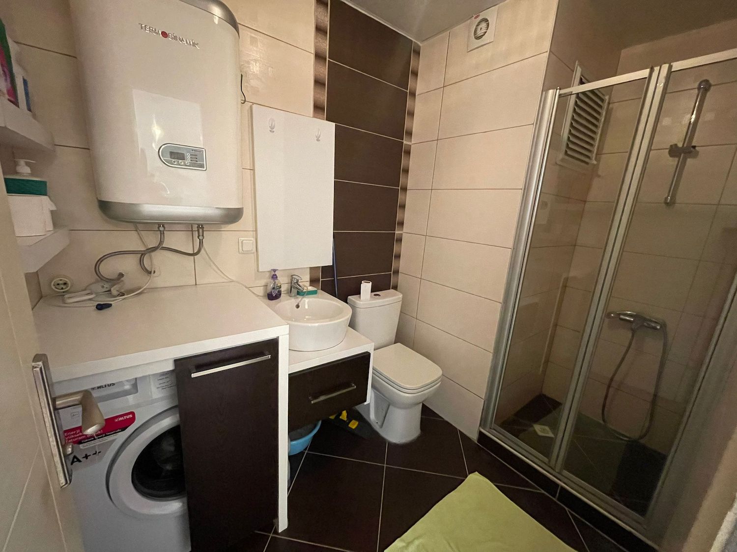 с ремонтом и мебелью