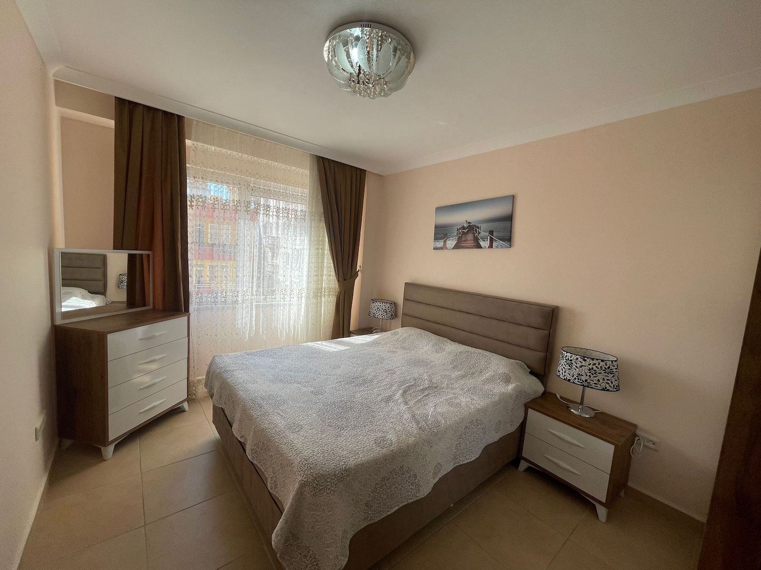 с ремонтом и мебелью