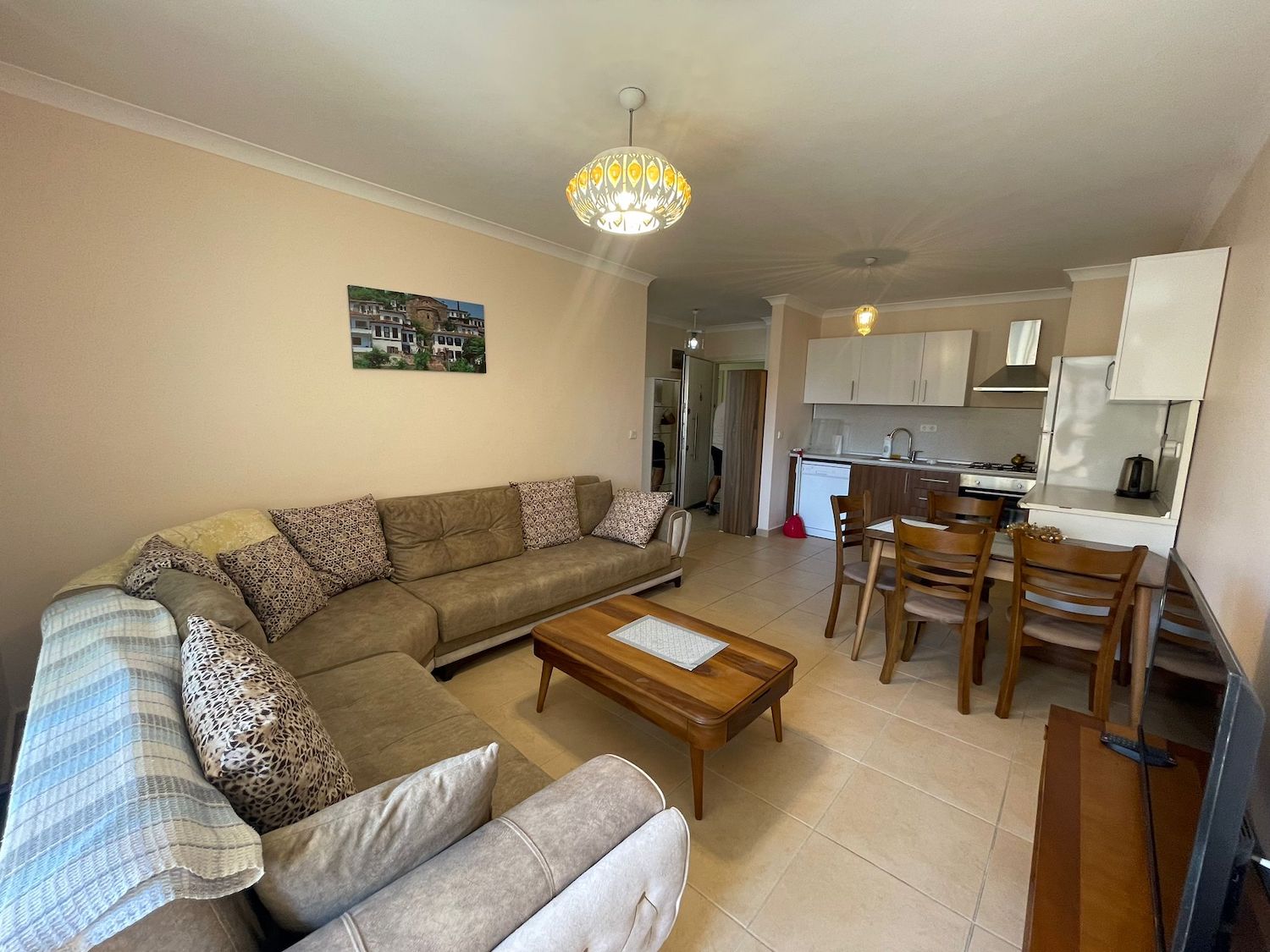 с ремонтом и мебелью