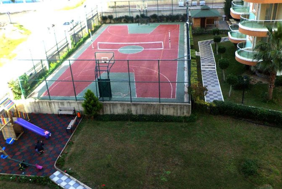 с ремонтом и мебелью