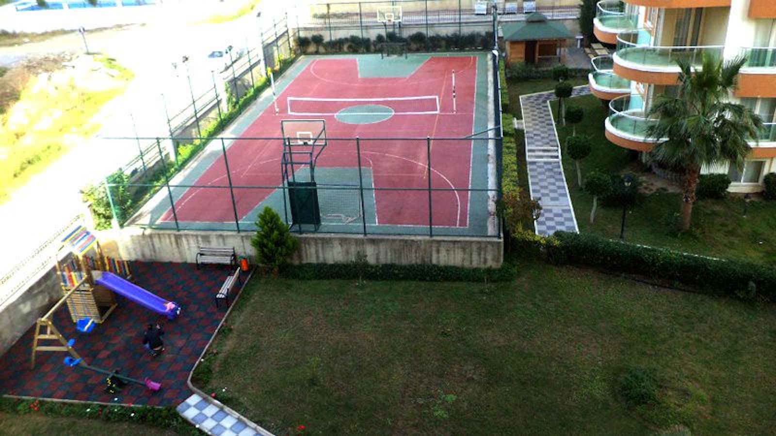 с ремонтом и мебелью