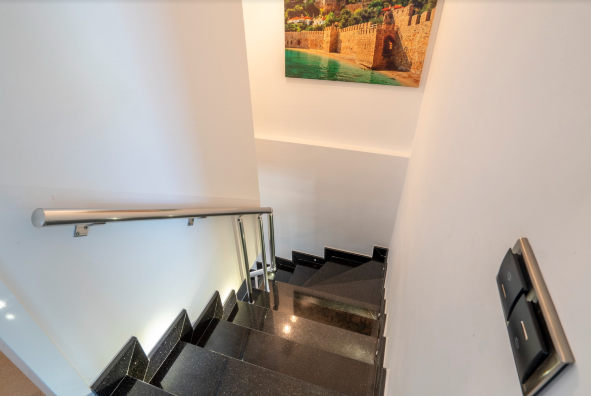 дуплекс с террасой в сданном доме