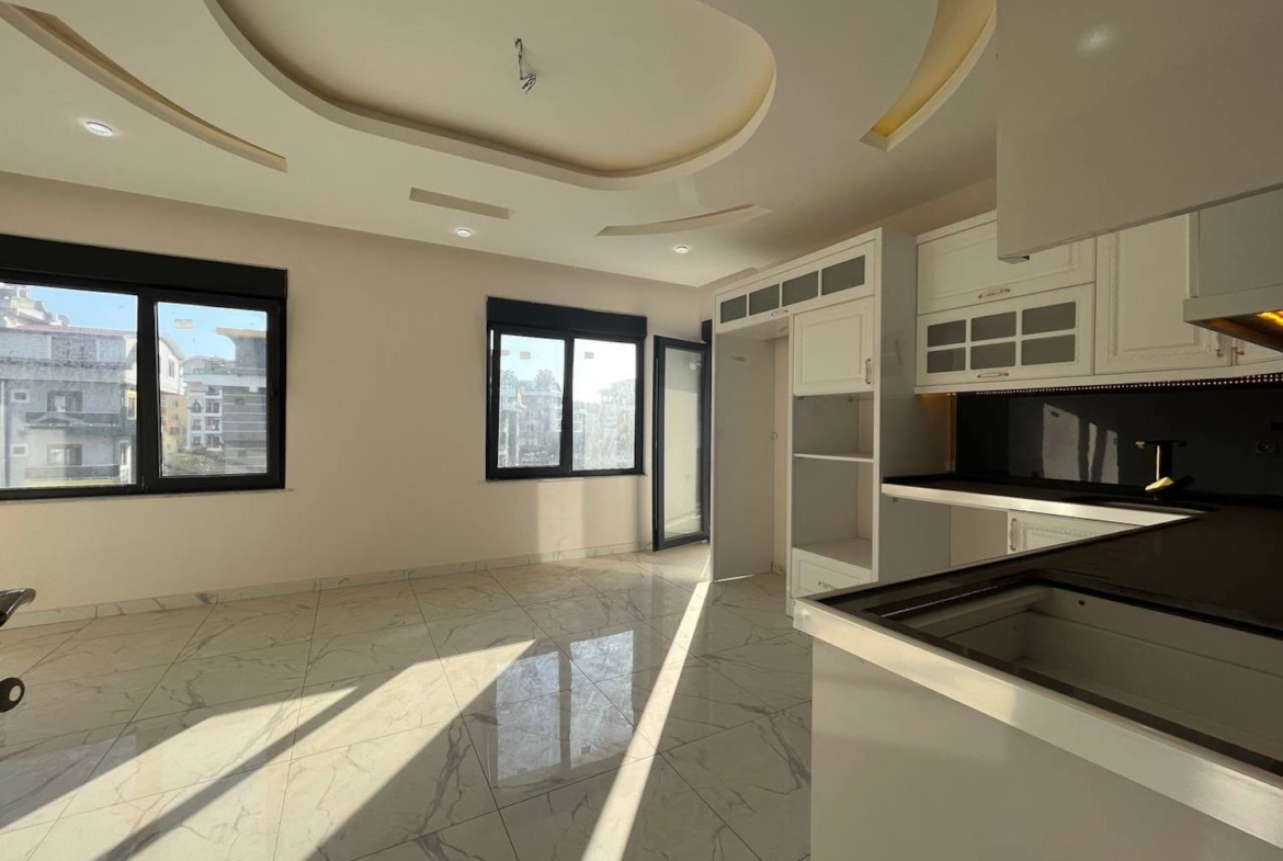 большой пентхаус 6+1 в Алании