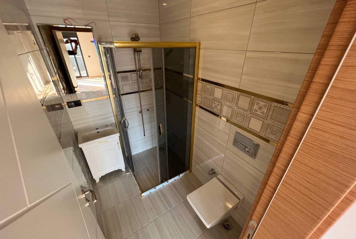 большой пентхаус 6+1 в Алании