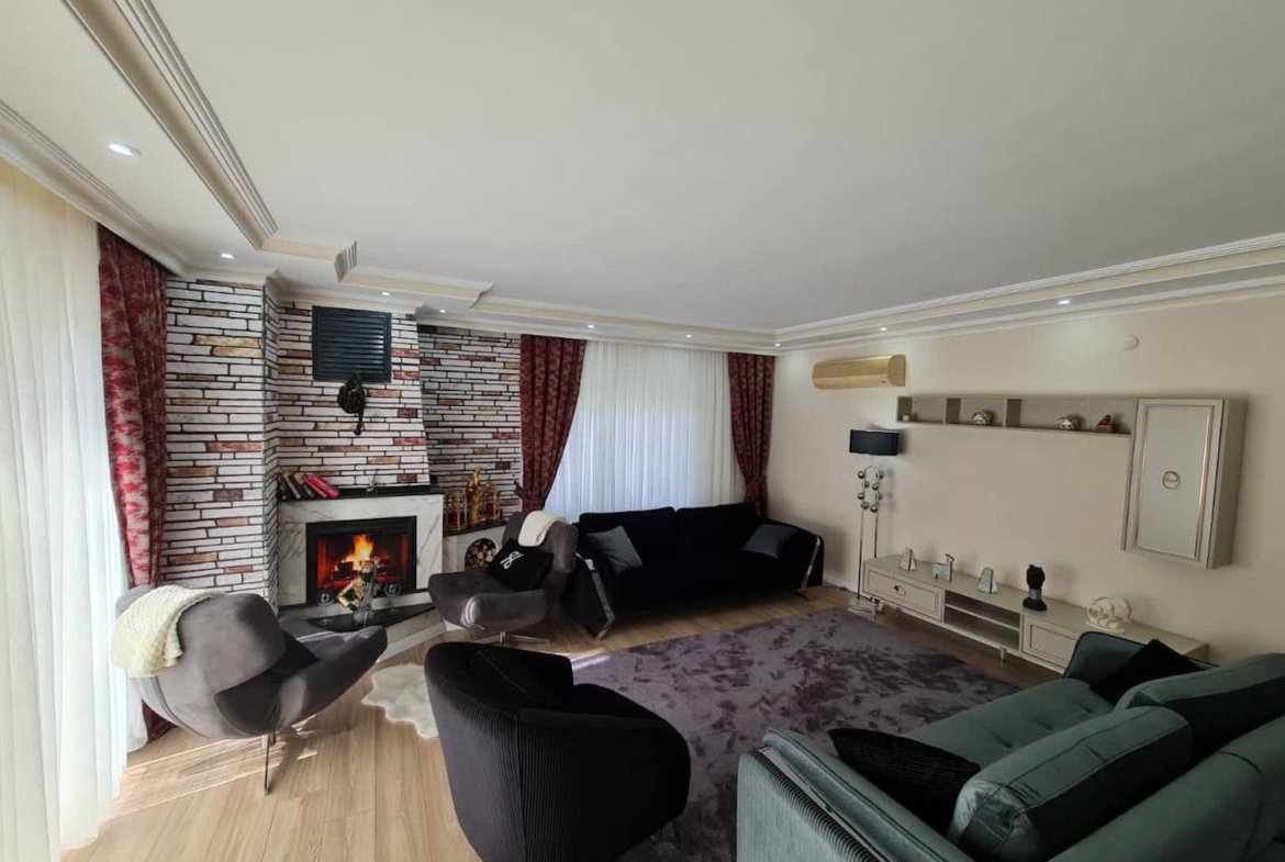 квартира с ремонтом 1+1 в Центре Аланьи