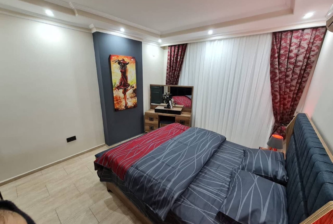 квартира с ремонтом 1+1 в Центре Аланьи