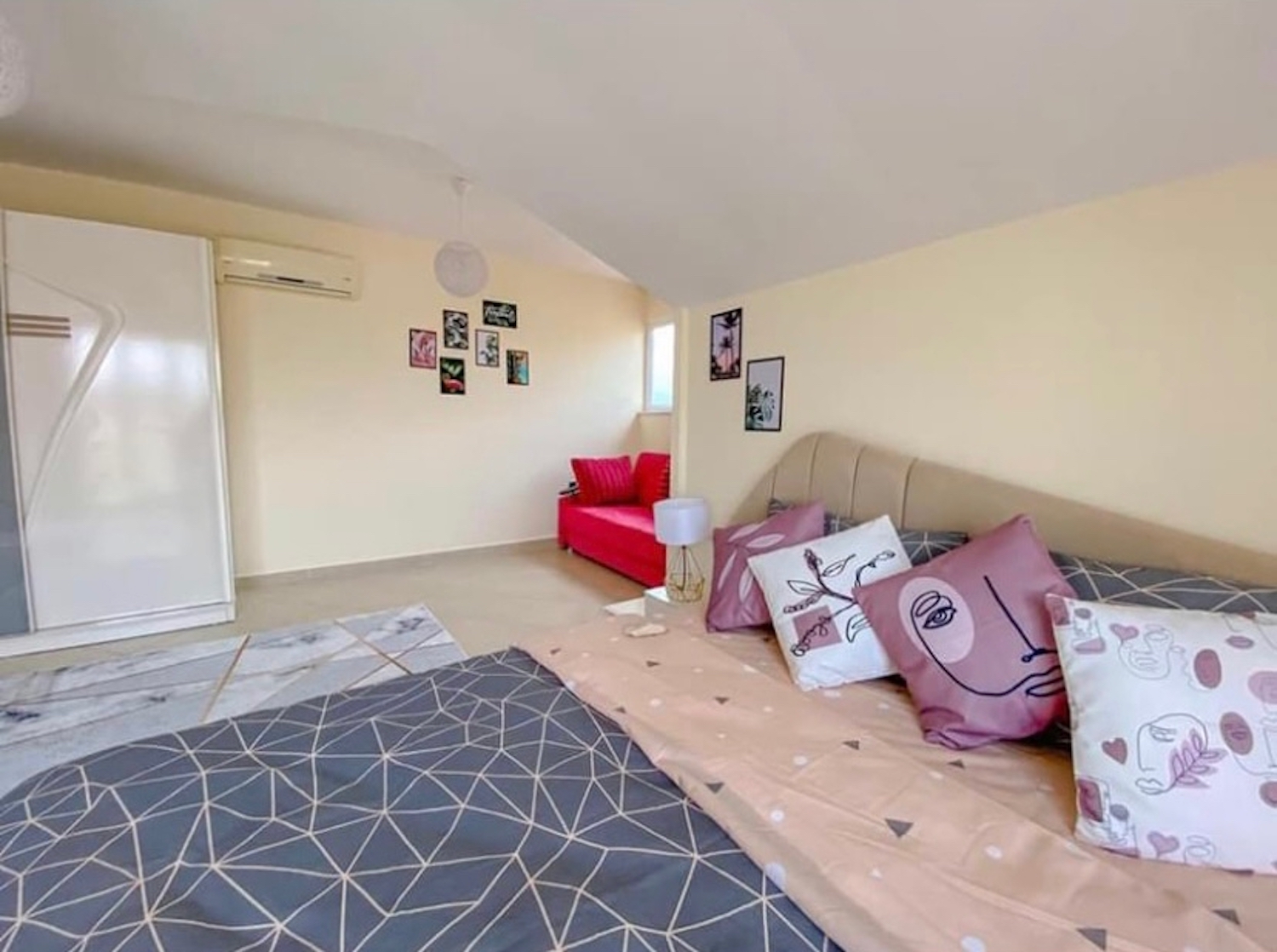 двухэтажная квартира у моря в Аланье