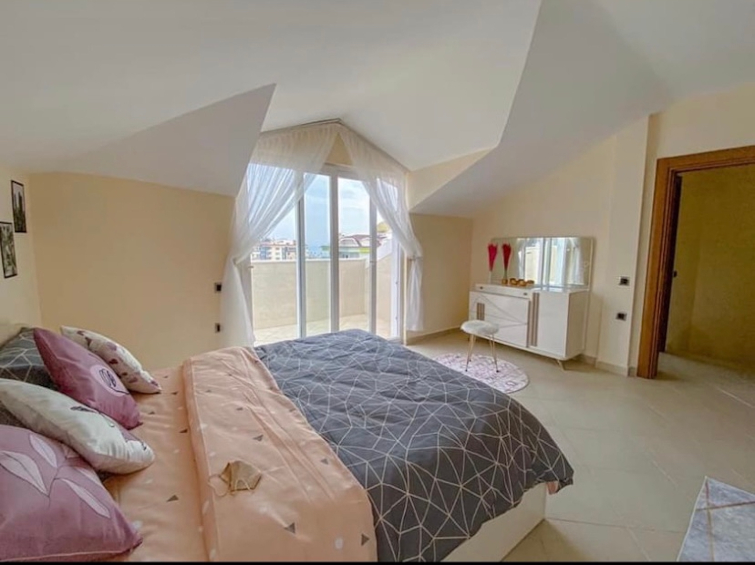 двухэтажная квартира у моря в Аланье