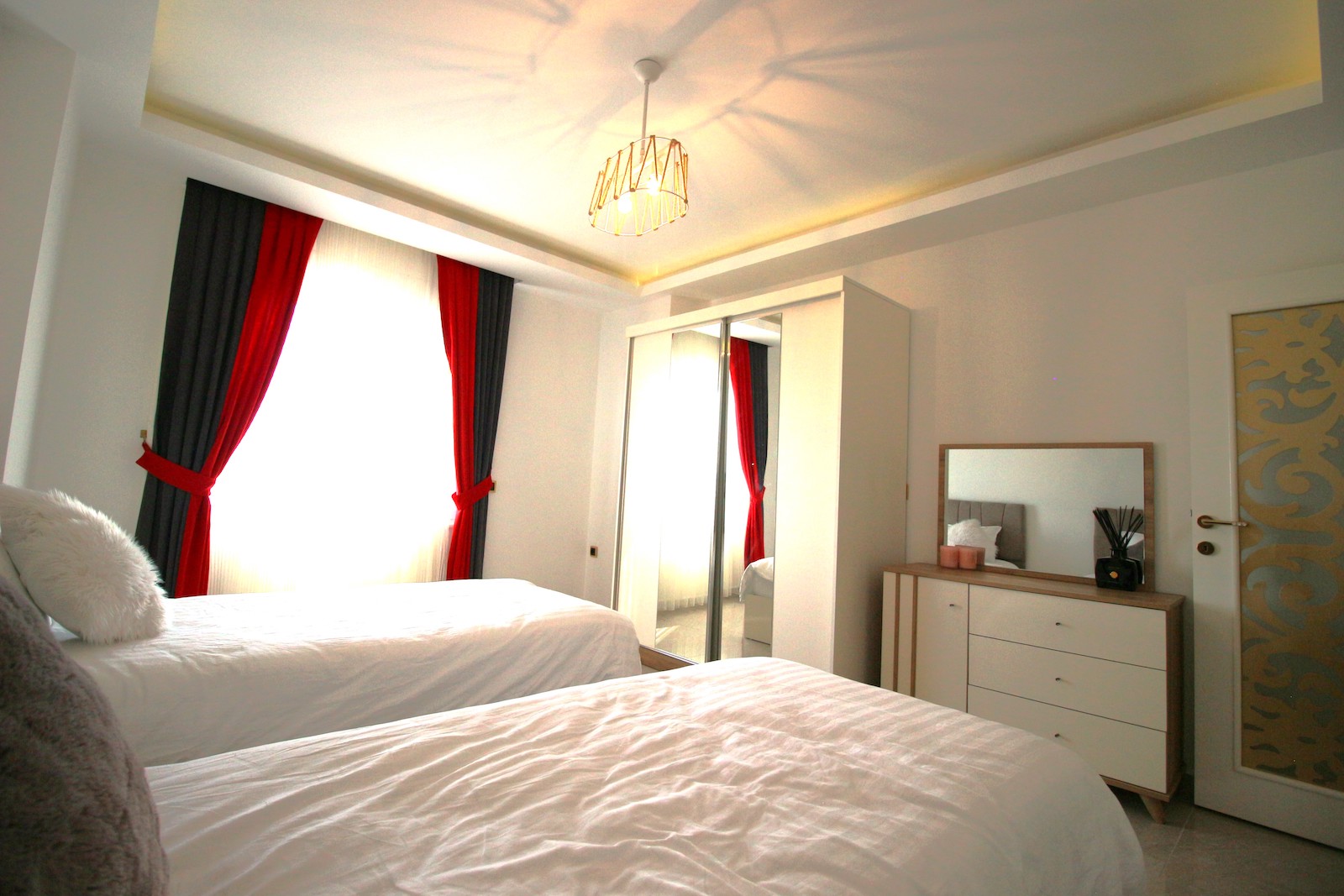 видовой дуплекс с джакузи в районе Махмутлар