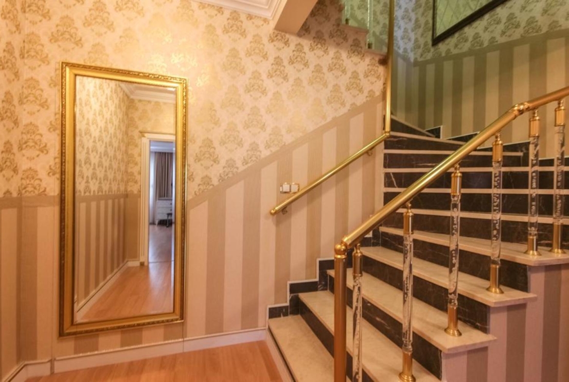 дуплекс 4+1 в Центре Алании