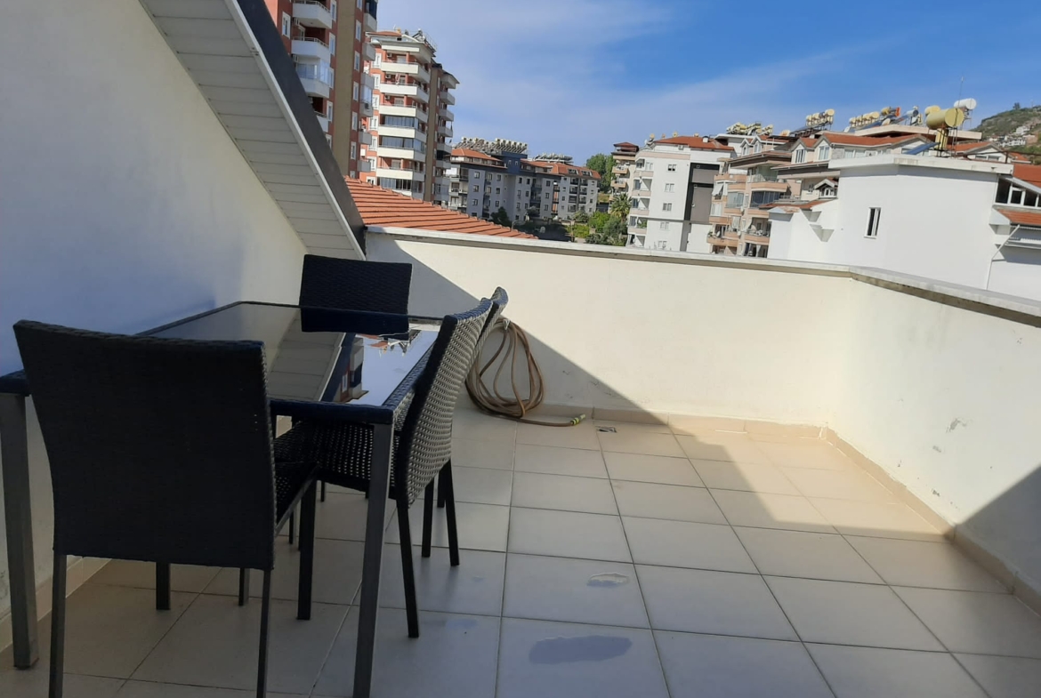 двухуровневая квартира 4+1 в Центре Алании