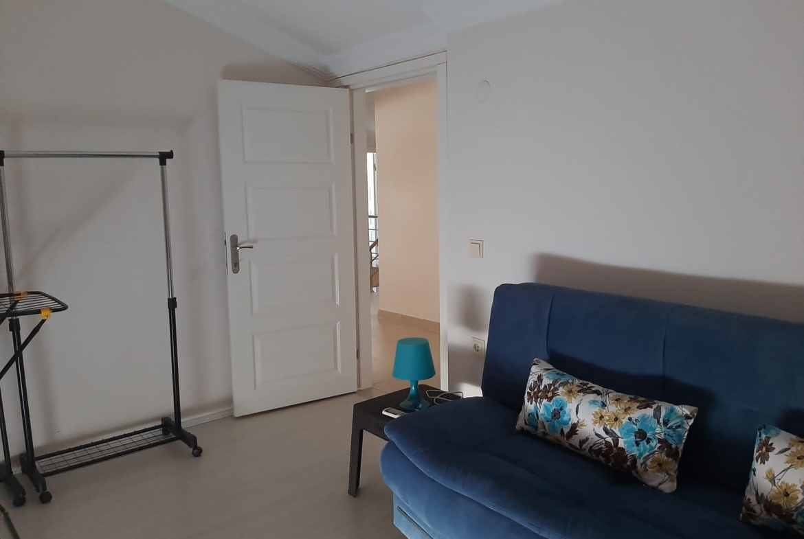 двухуровневая квартира 4+1 в Центре Алании