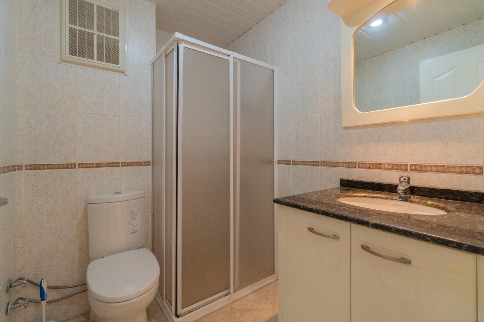 двухкомнатные апартаменты в районе Тосмур