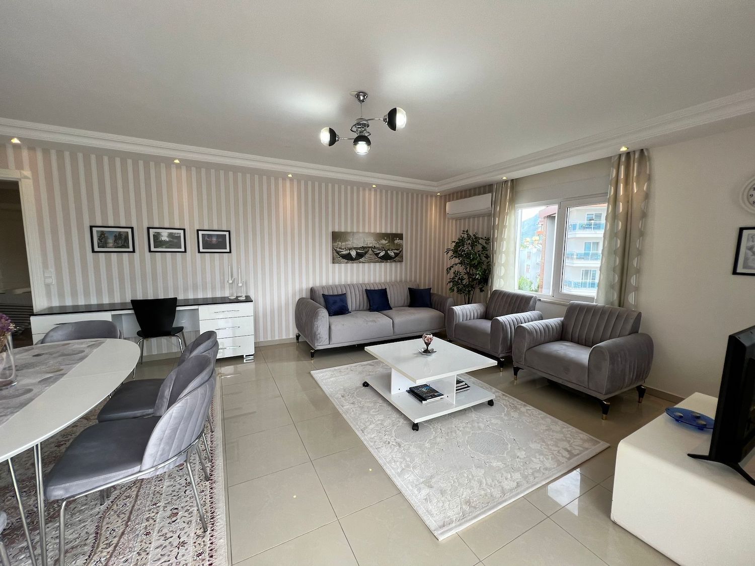 квартира с современным ремонтом купить в Аланье