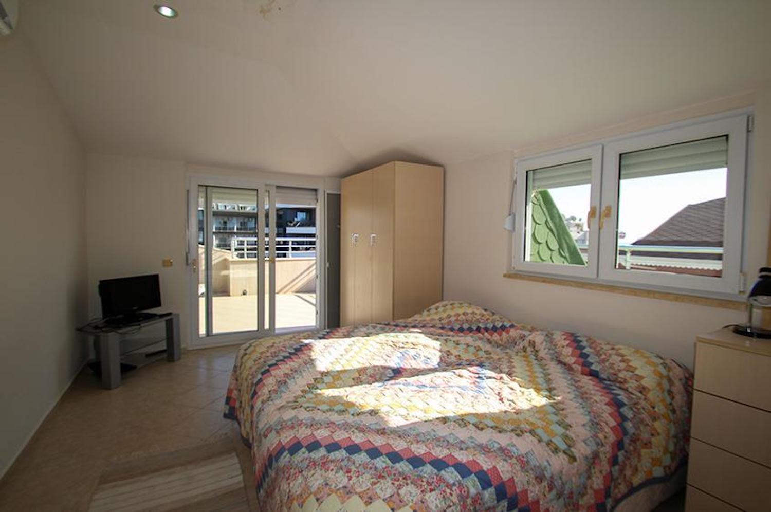 дуплекс 3+1 на видовом этаже в Оба