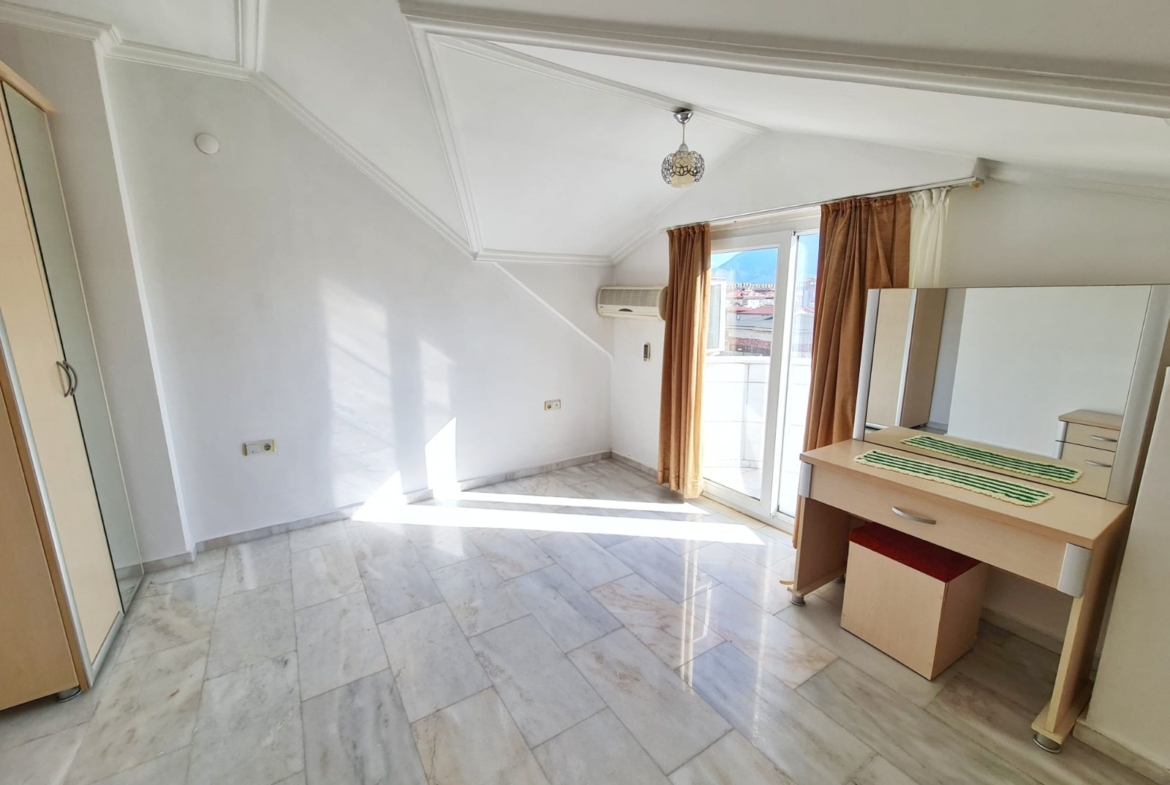 4+1 в комплексе с бассейном в Аланье