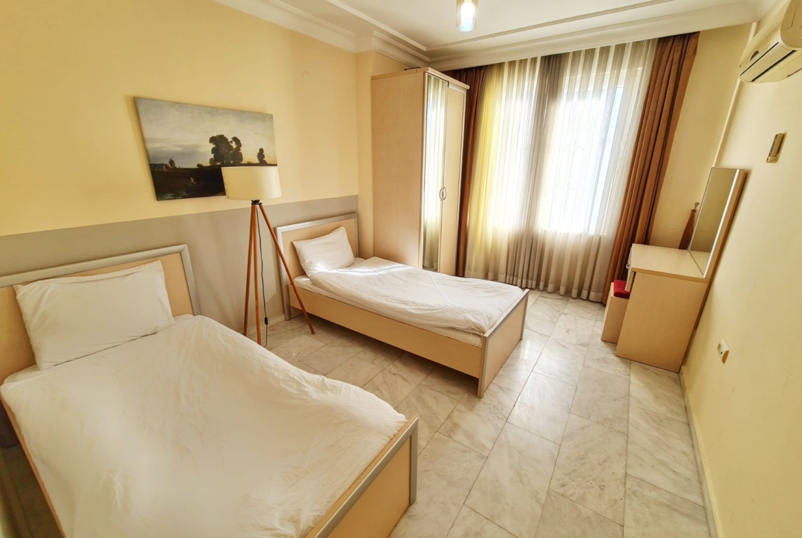 4+1 в комплексе с бассейном в Аланье