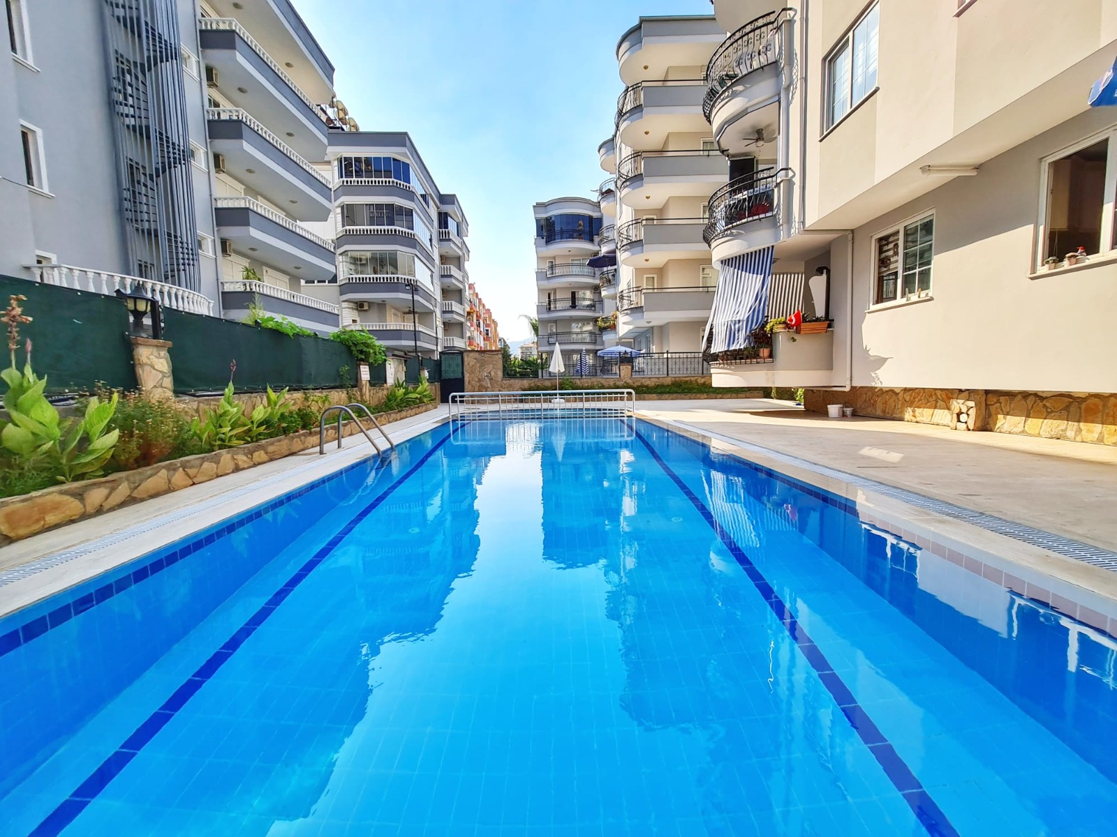 4+1 в комплексе с бассейном в Аланье