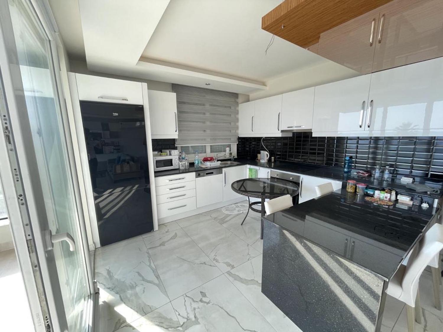 квартира 2+1 с видом на море Алания Кестель