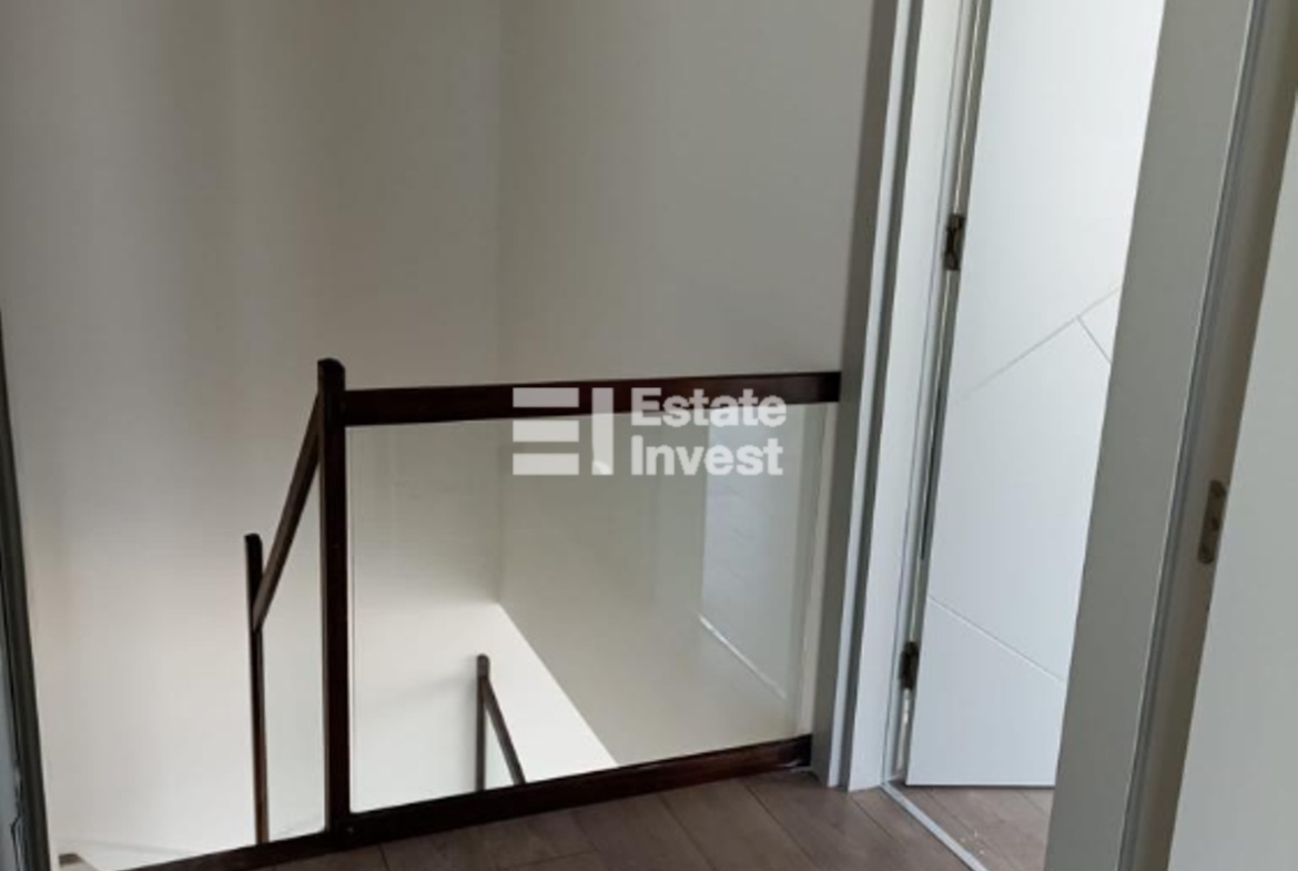 Дуплекс 2+1 в сданном доме в Стамбуле