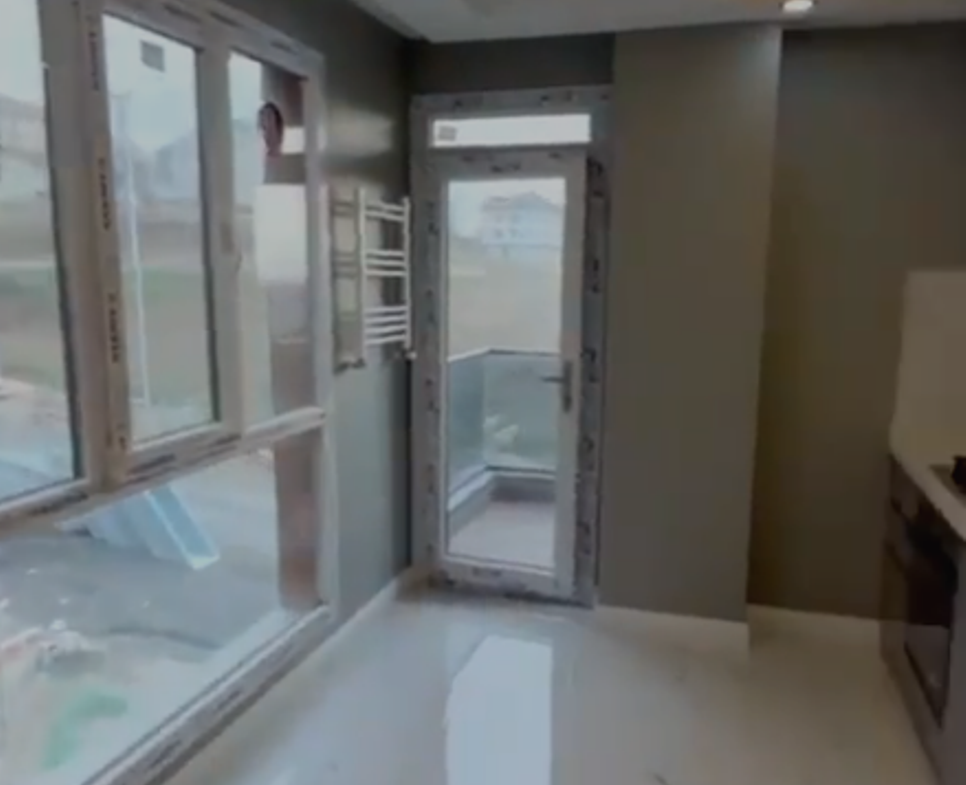 Трехкомнатная квартира в Стамбуле