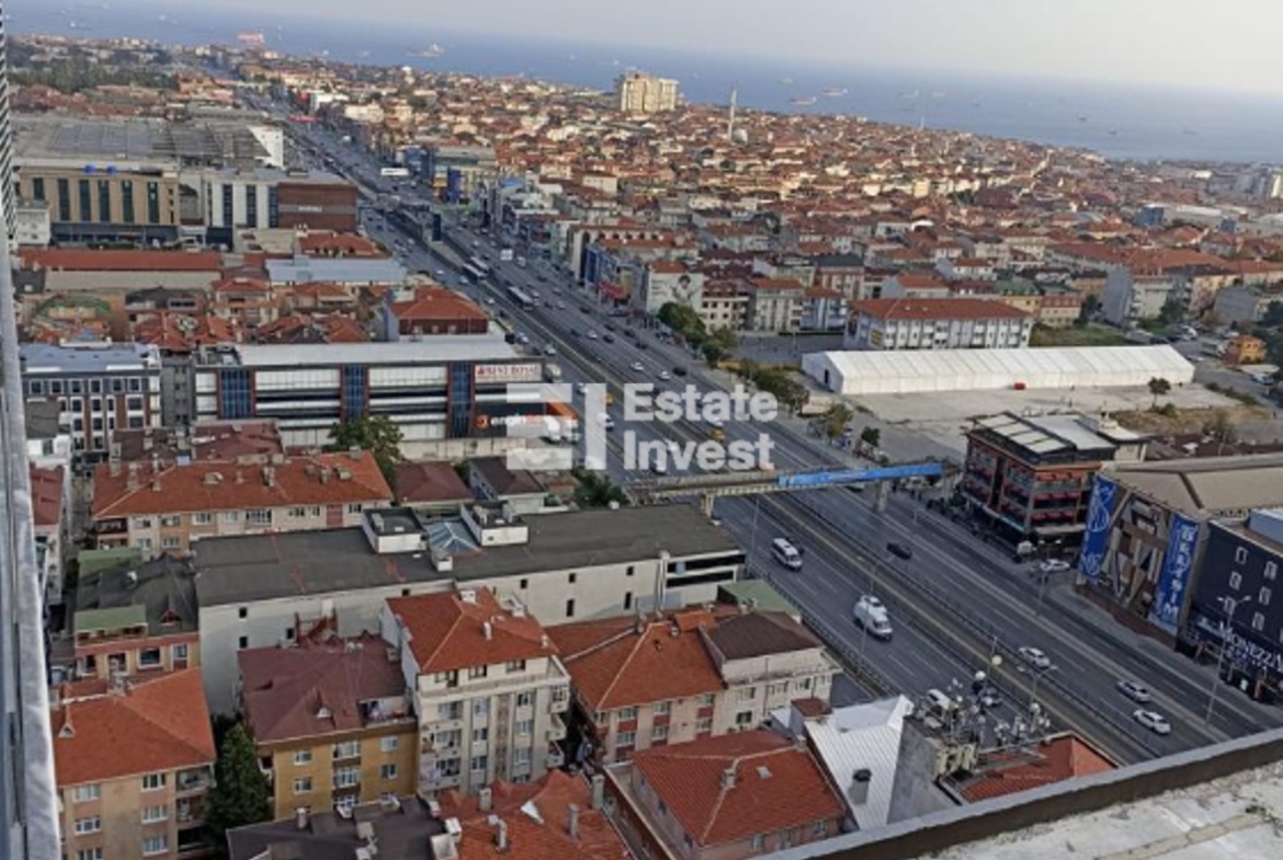 Дуплекс 2+1 в новом доме в Стамбуле