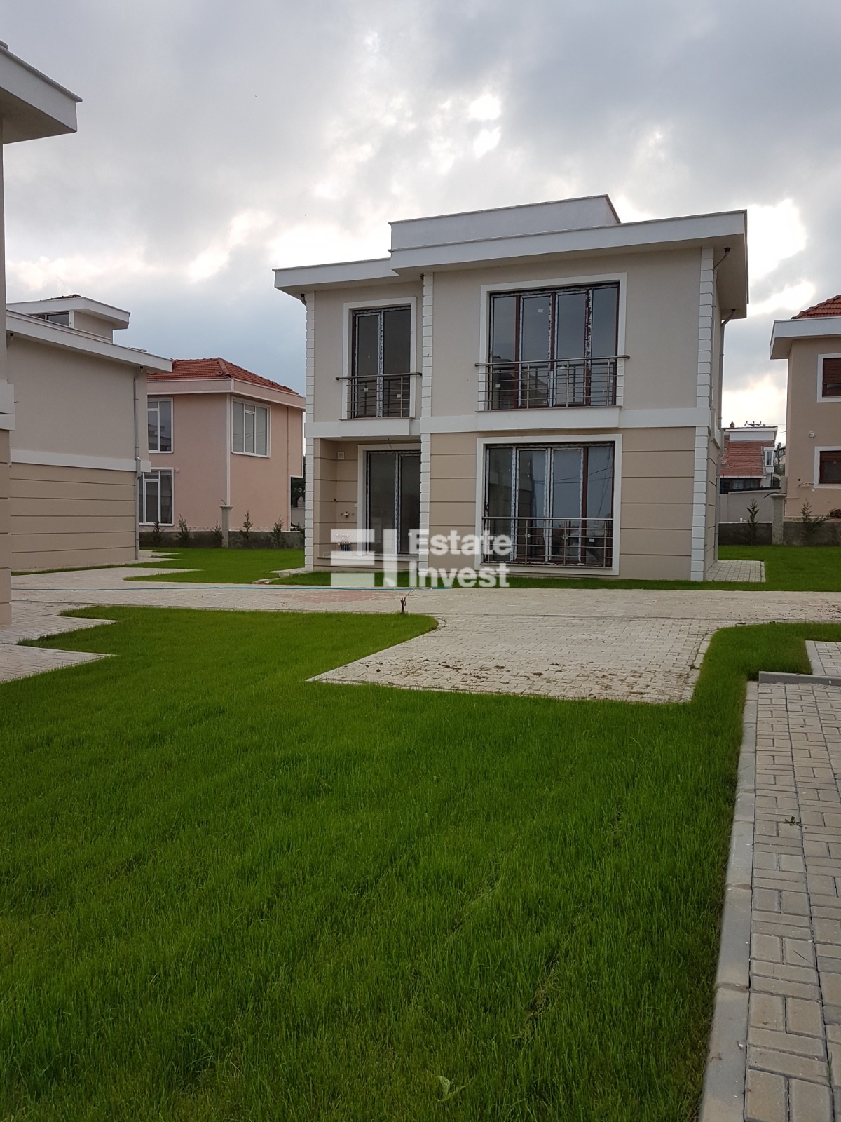 Вилла 3+2 в Стамбуле район Чаталджа