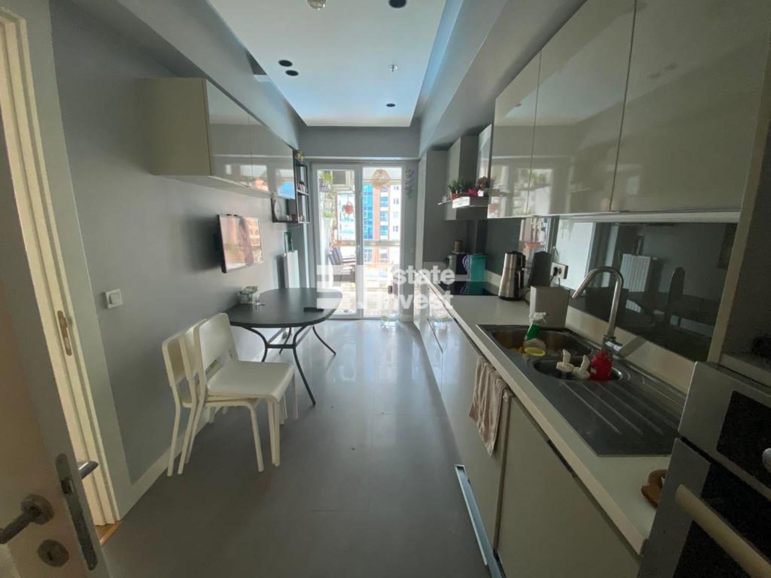 Квартира в сданном комплексе в Стамбуле