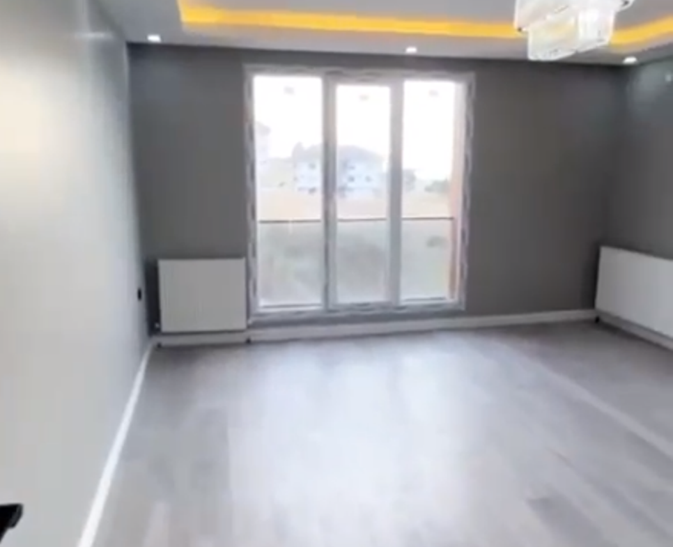 Трехкомнатная квартира в Стамбуле