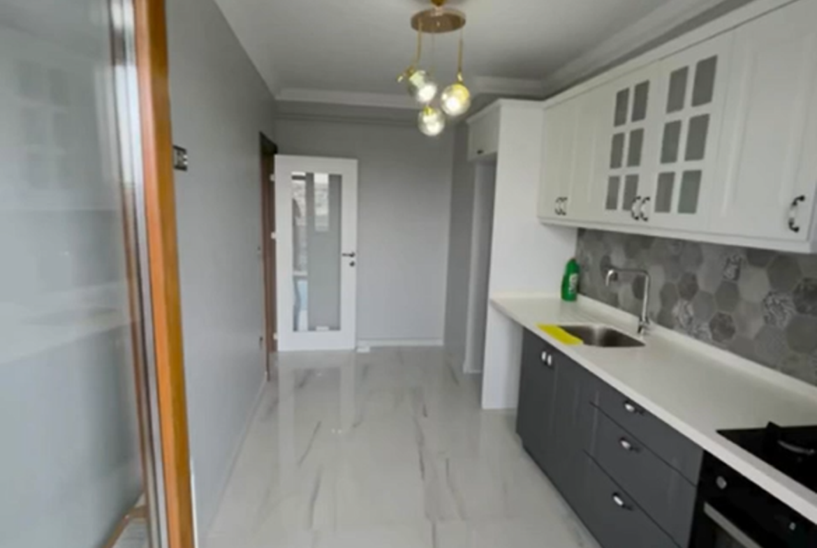 Купить двухкомнатную квартиру в готовом доме в Стамбуле