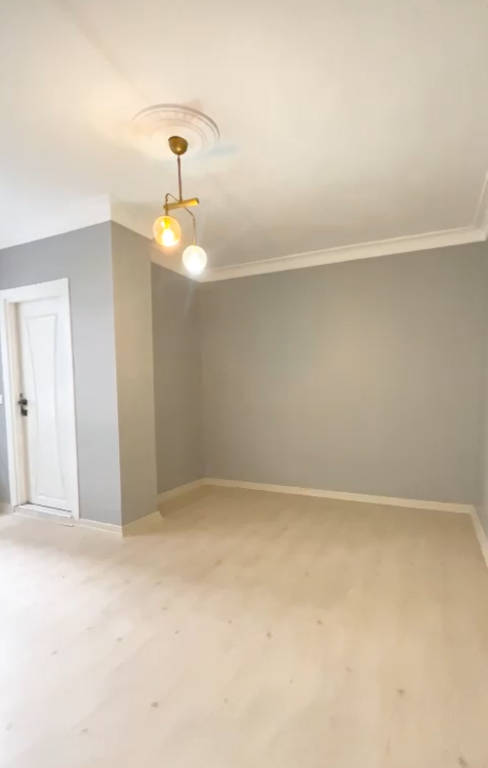 7 квартира 3+1 в сданном доме в Стамбуле