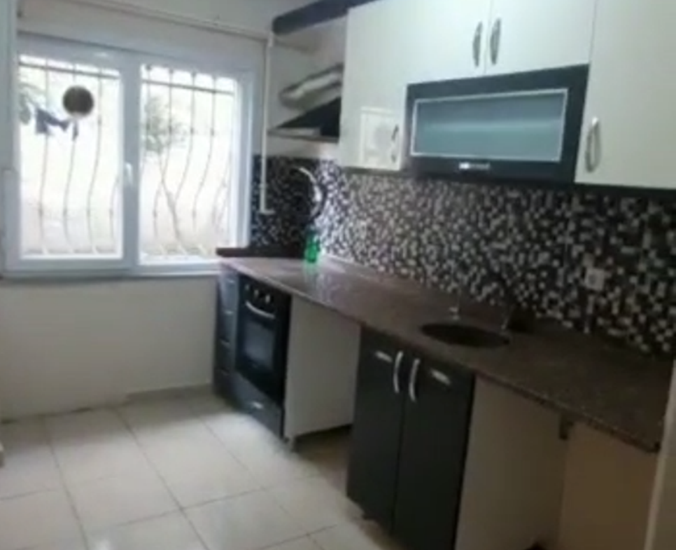 Квартира 2+1 в сданном доме в Стамбуле