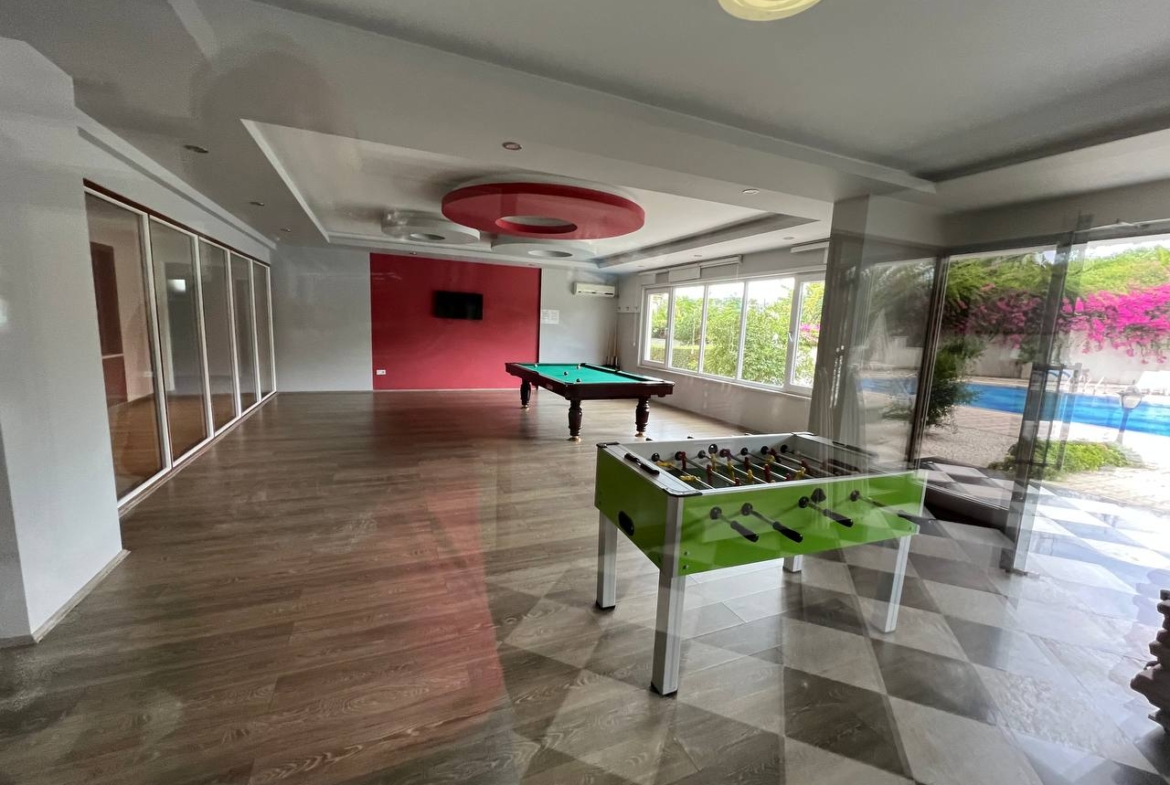 квартира 1+1 с панорамным видом в районе Махмутлар