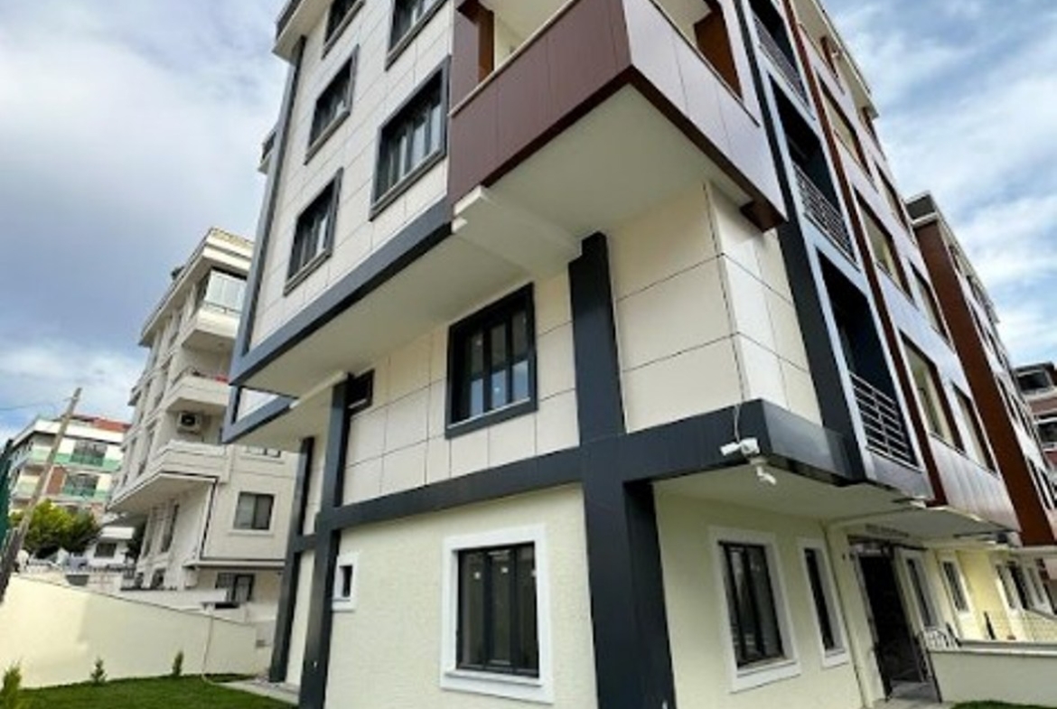 Квартира от застройщика в сданном комплексе в Стамбуле