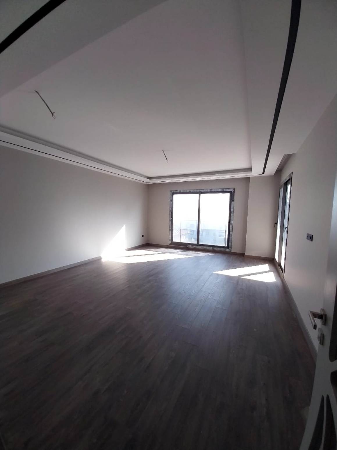 Квартира 5+1 от застройщика в сданном доме в Мерсине