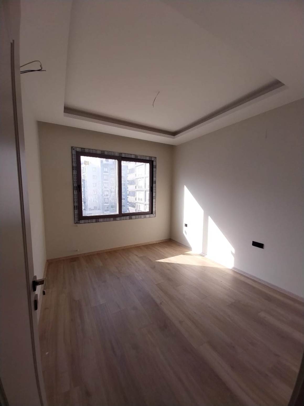 Квартира 5+1 от застройщика в сданном доме в Мерсине