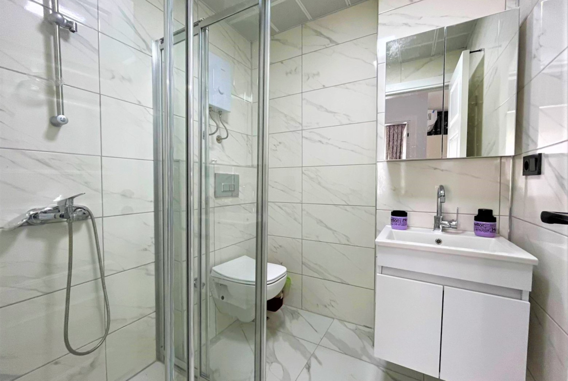 квартира 1+1 в районе Махмутлар в сданном ЖК Best Life 8
