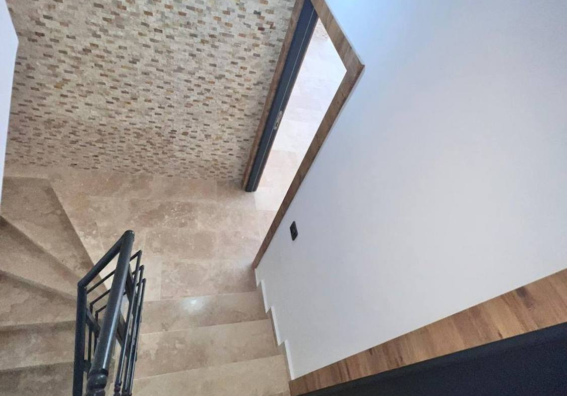 вилла 3+1 с личным бассейном в Аланье