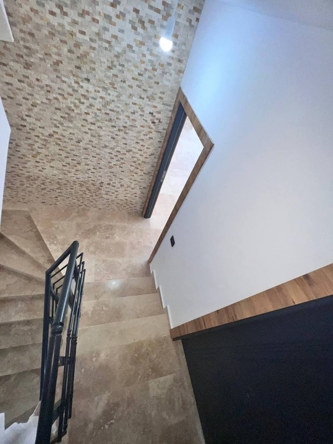 вилла 3+1 с личным бассейном в Аланье