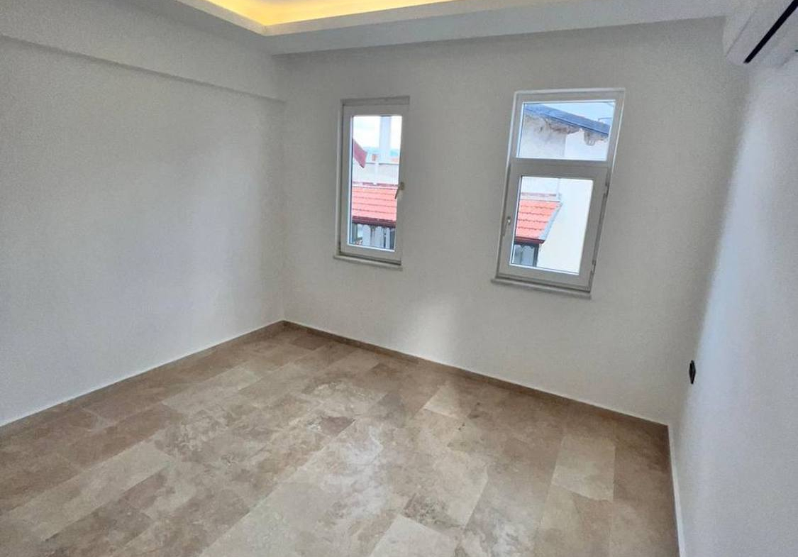 вилла 3+1 с личным бассейном в Аланье