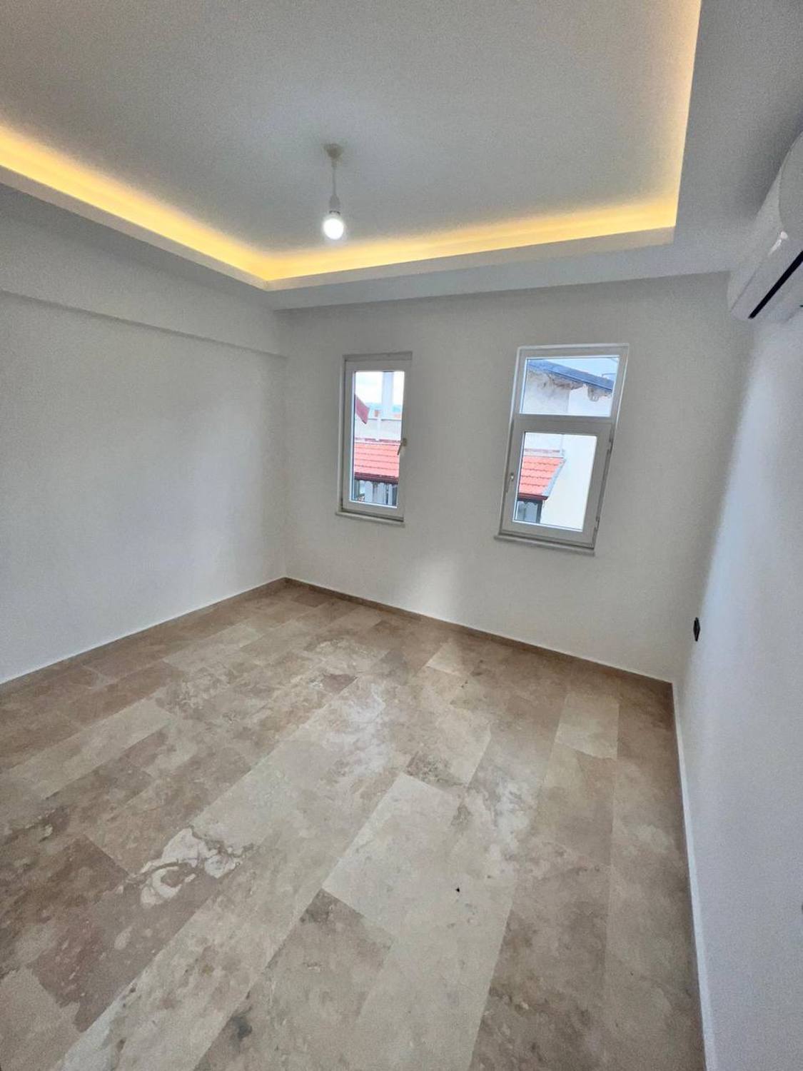 вилла 3+1 с личным бассейном в Аланье