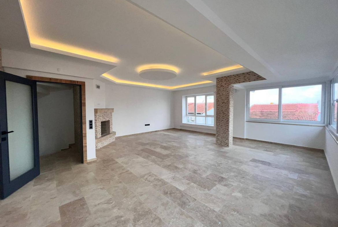 вилла 3+1 с личным бассейном в Аланье