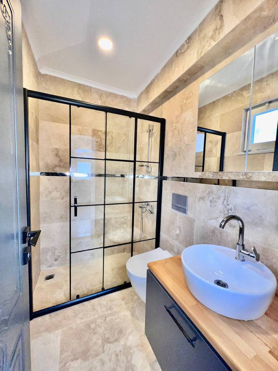 вилла 3+1 с личным бассейном в Аланье