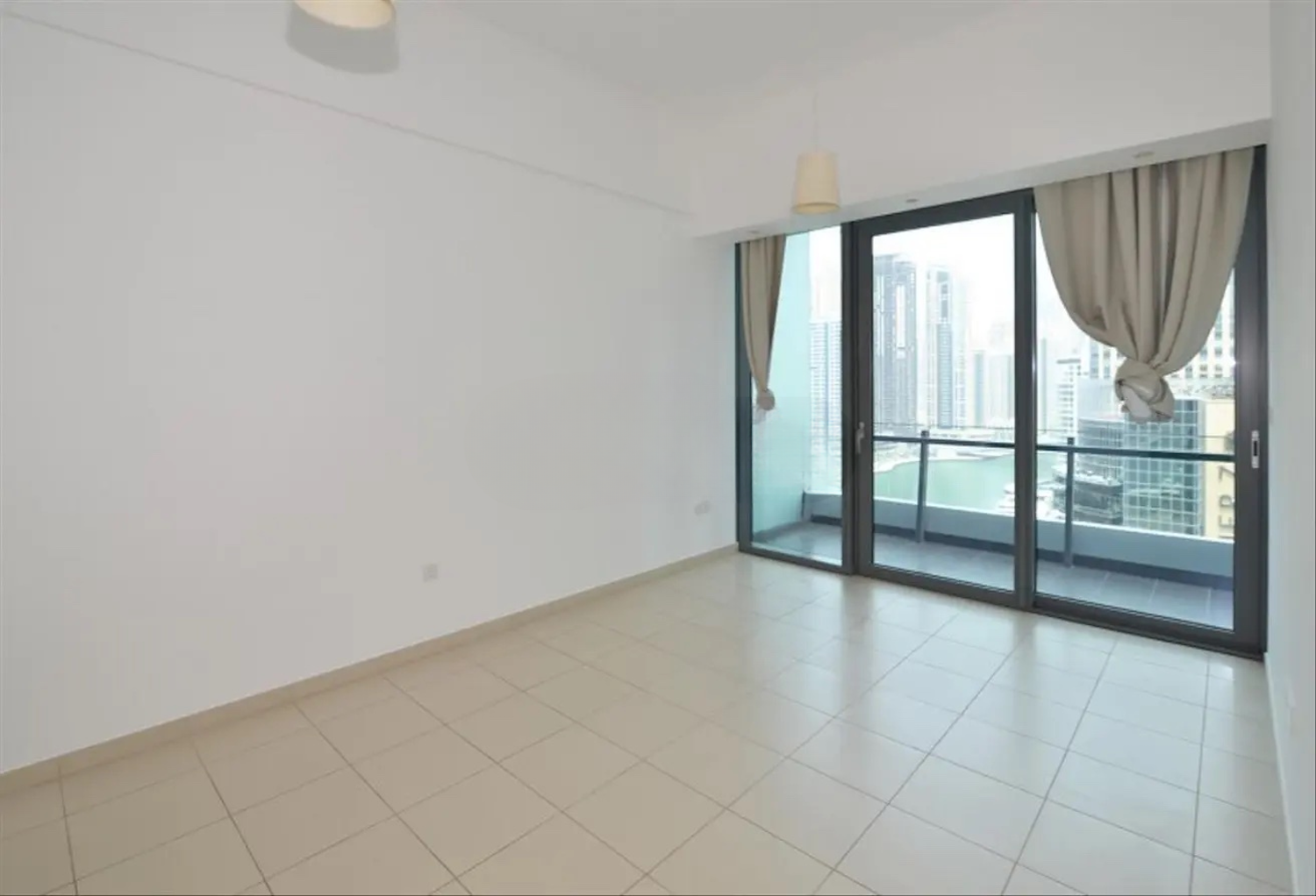 купить апартаменты в Дубае на первой береговой линии