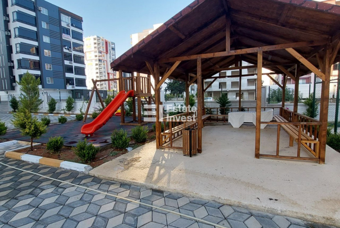 Квартира 3+1 в сданном доме в Мерсине