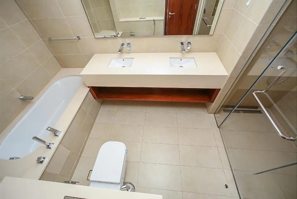 купить апартаменты 3 + maid в сданном комплексе в Дубае Dubai Marina