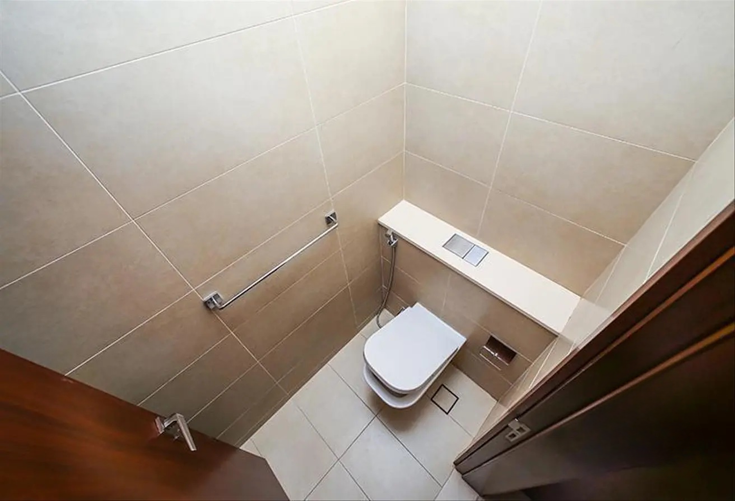 купить апартаменты 3 + maid в сданном комплексе в Дубае Dubai Marina